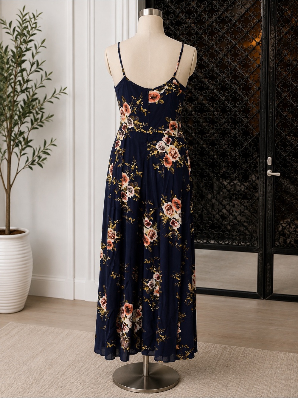🆕 Navy Floral Split-Leg Jumpsuit/ROMPER DRESS SMALL - Picture 2 of 5